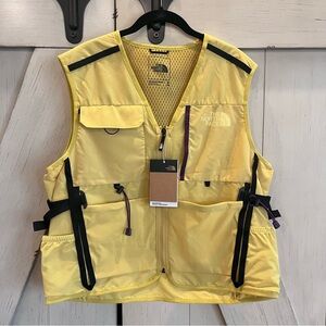 NWT The North Face Size Medium Class V Utility Vest Yellow